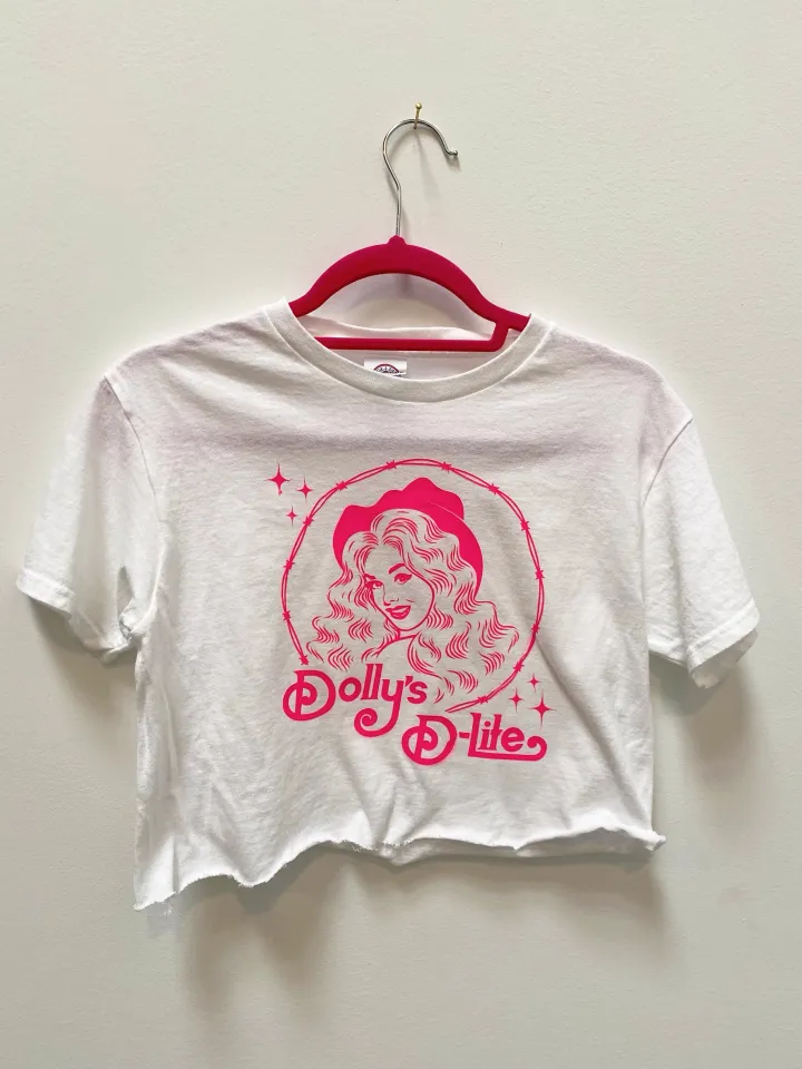 Dolly’s D-Lite Barb Wire Logo Tee