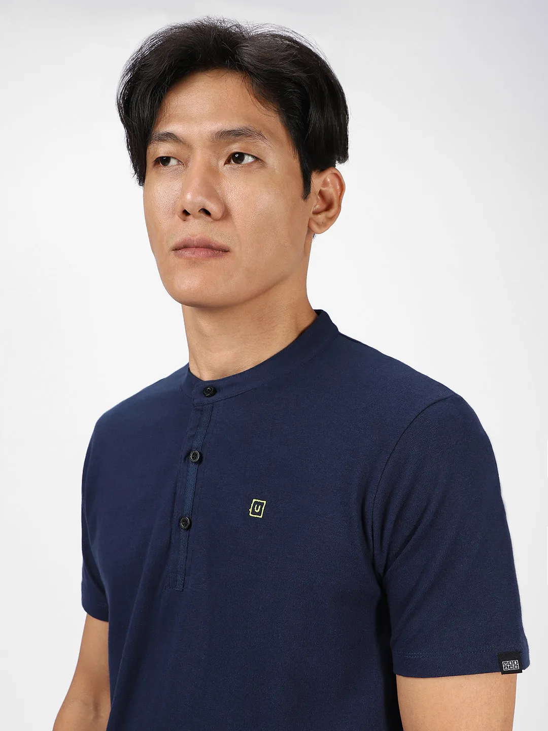 Men's Navy Blue Solid Mandarin Collar Slim Fit Cotton T-Shirt