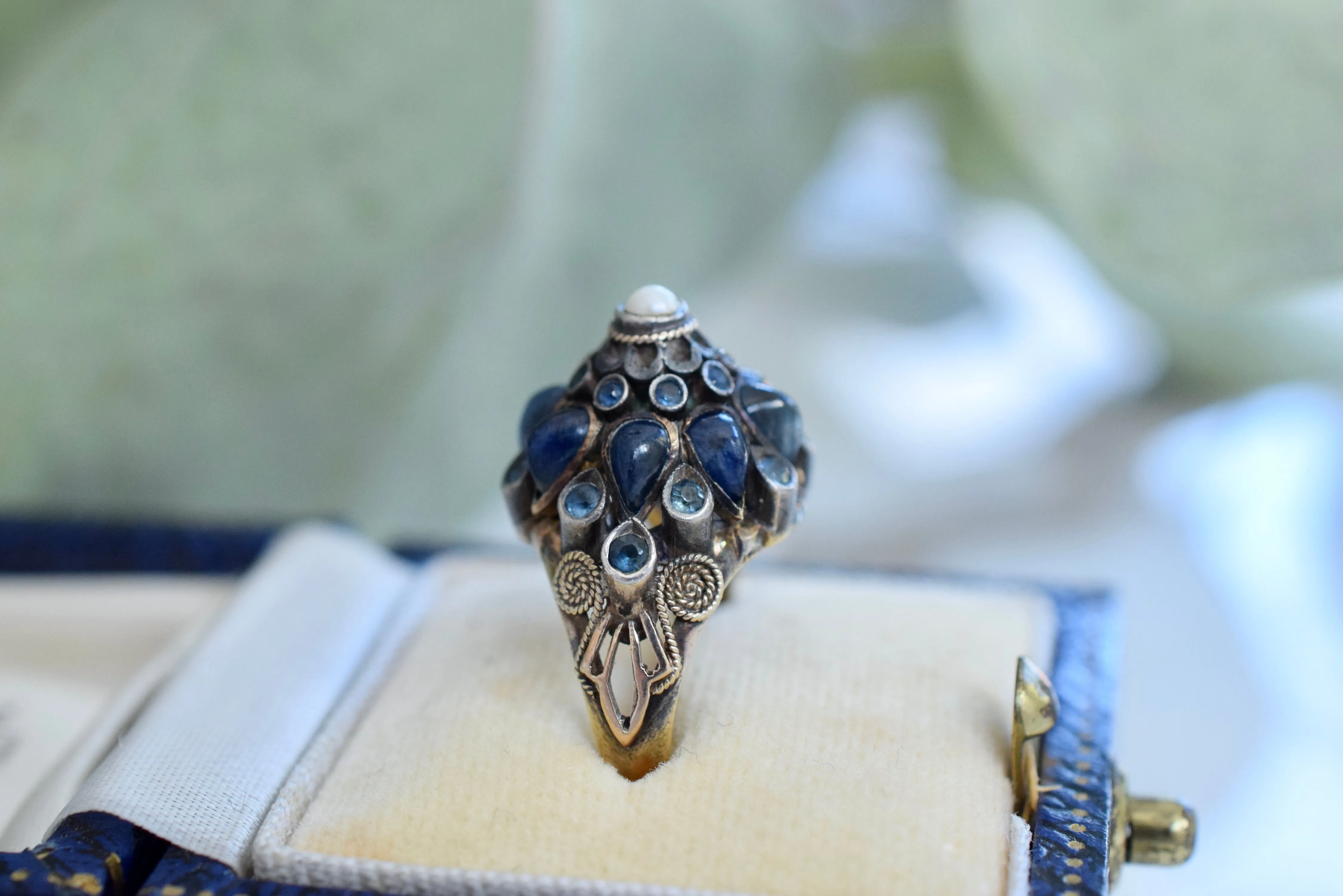 Vintage 1930s Sapphire Princess Ring